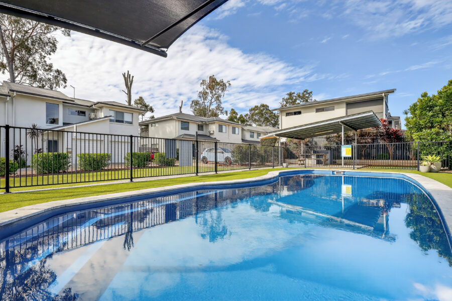 28/5 Pine Valley Dr Joyner , QLD 4500 Australia