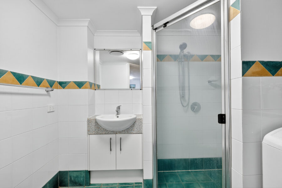 12 Sheehan St Milton , QLD 4064 