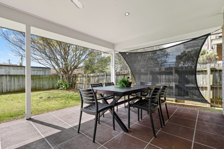 27 Berrimilla Street Manly West , QLD 4179 