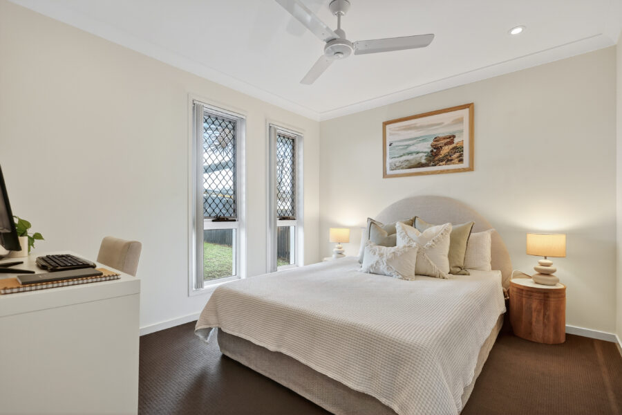 27 Berrimilla Street Manly West , QLD 4179 