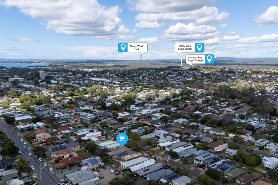 27 Berrimilla Street Manly West , QLD 4179 