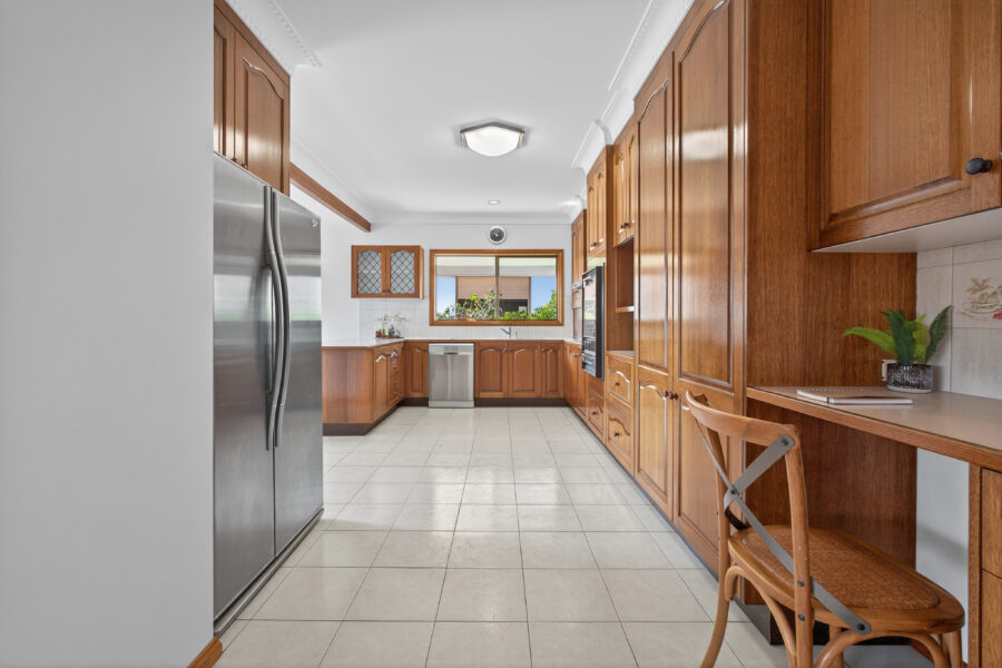 23 Loren St Stafford Heights , QLD 4053 Australia