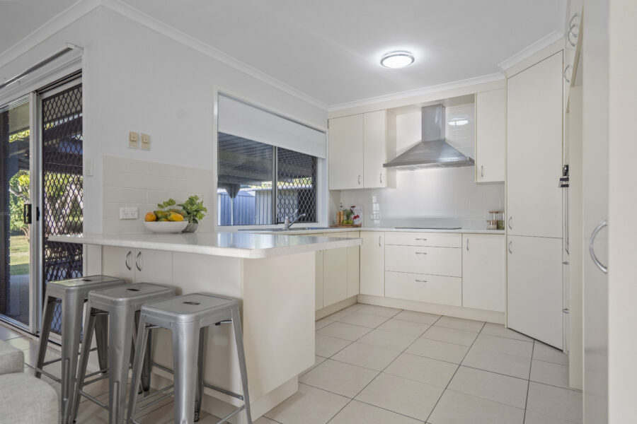 73 Highbury Dr Redbank Plains , QLD 4301 Australia