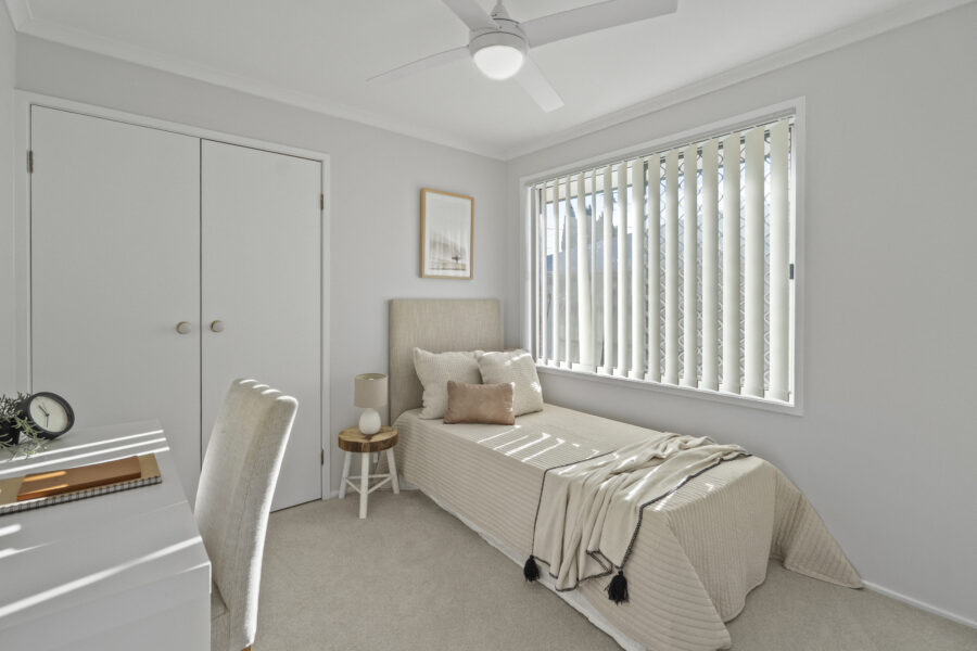 73 Highbury Dr Redbank Plains , QLD 4301 Australia