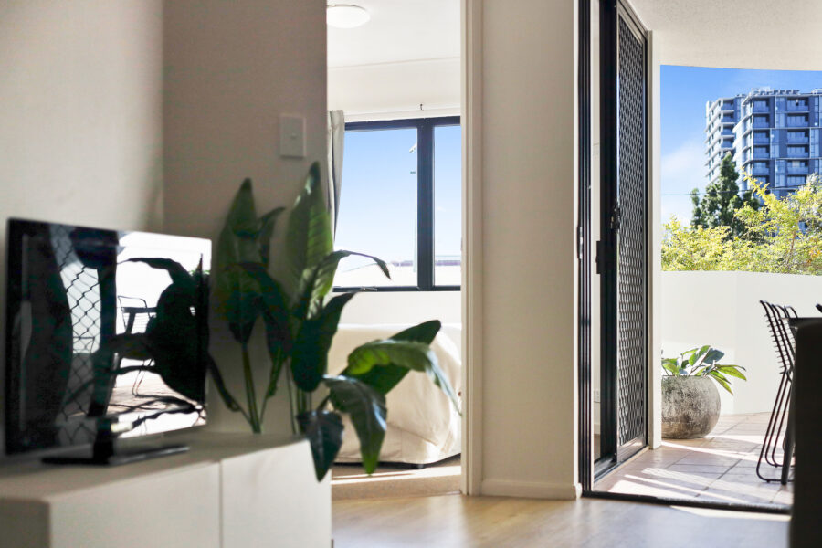 4/12 Sheehan St Milton , QLD 4064 Australia