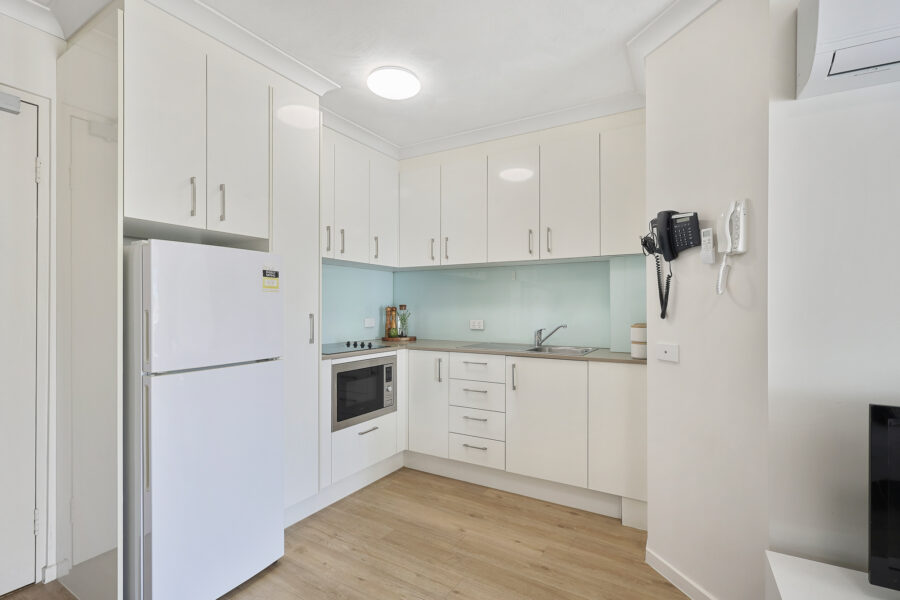 4/12 Sheehan St Milton , QLD 4064 Australia