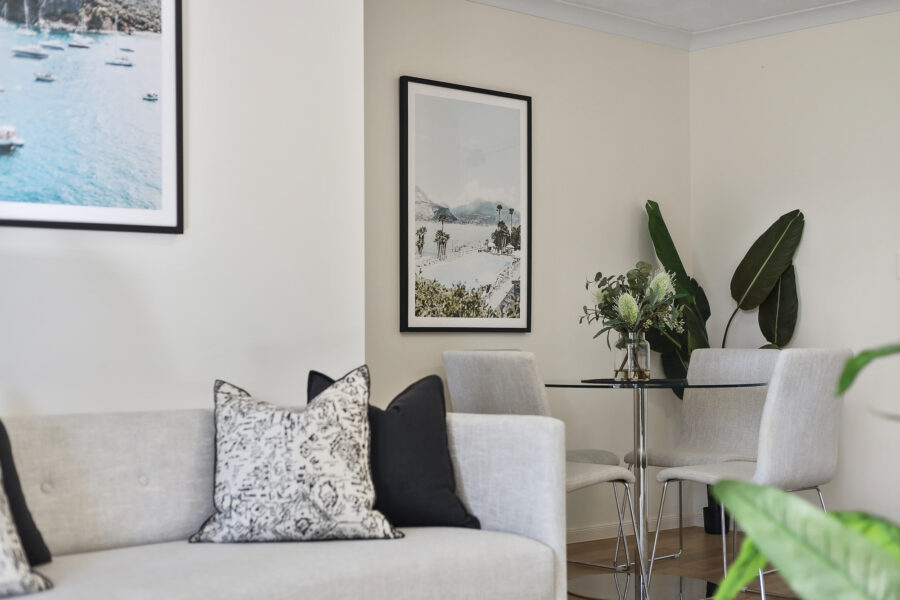 4/12 Sheehan St Milton , QLD 4064 Australia