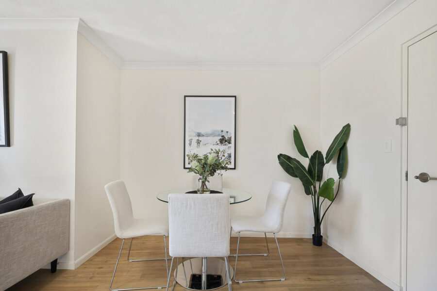 4/12 Sheehan St Milton , QLD 4064 Australia