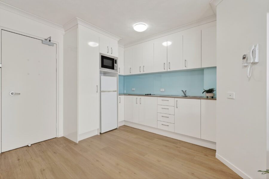 3/12 Sheehan St Milton , QLD 4064 Australia