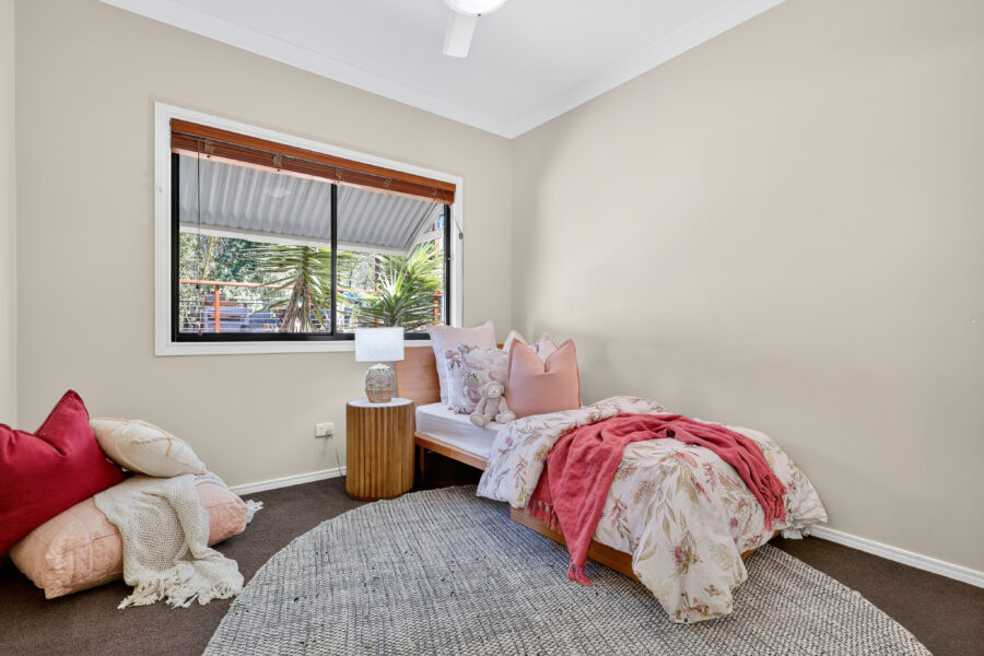  89 Seventeen Mile Rocks Road OXLEY , QLD 4075 