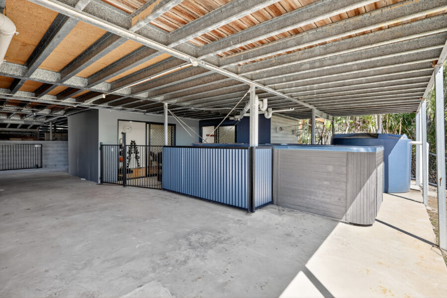  89 Seventeen Mile Rocks Road OXLEY , QLD 4075 