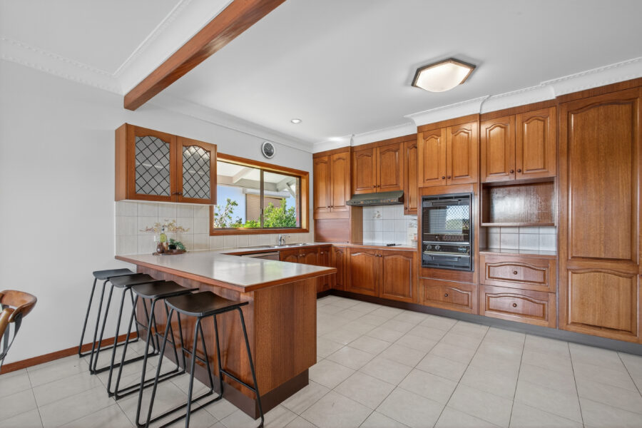 23 Loren St Stafford Heights , QLD 4053 Australia