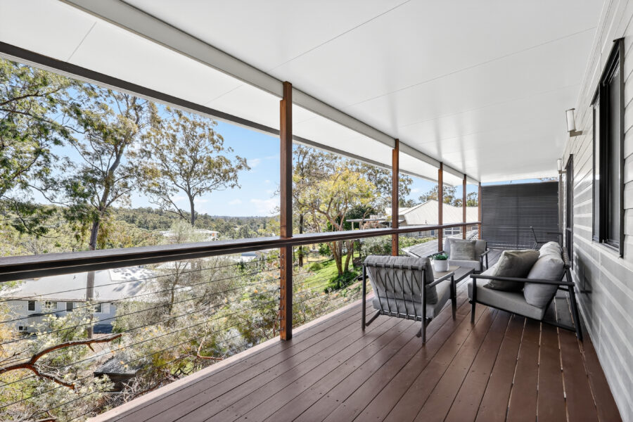 89 Seventeen Mile Rocks Road OXLEY , QLD 4075 