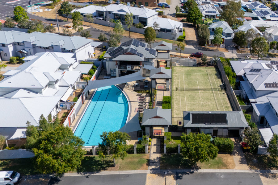 6 Augusta Cres Mount Ommaney , QLD 4074 Australia