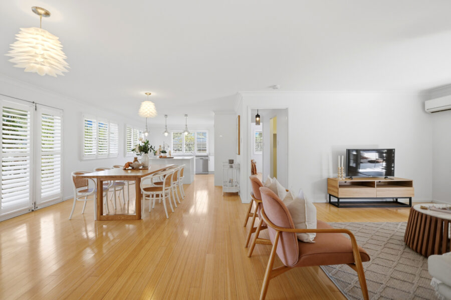 4 Jenee Street Jindalee , QLD 4074 Australia