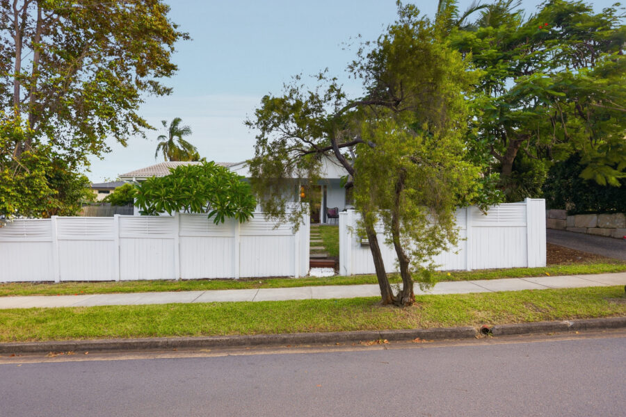 4 Jenee Street Jindalee , QLD 4074 Australia