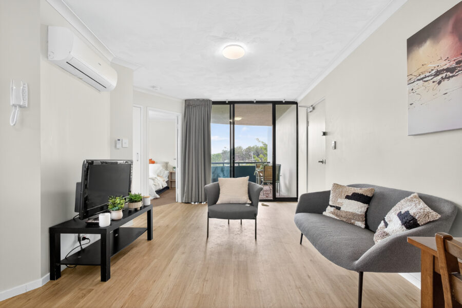 11/12 Sheehan St Milton , QLD 4064