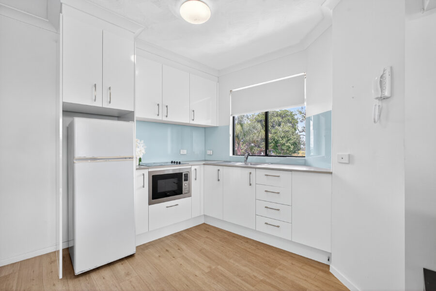 11/12 Sheehan St Milton , QLD 4064