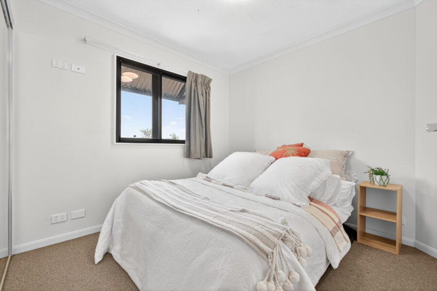 11/12 Sheehan St Milton , QLD 4064