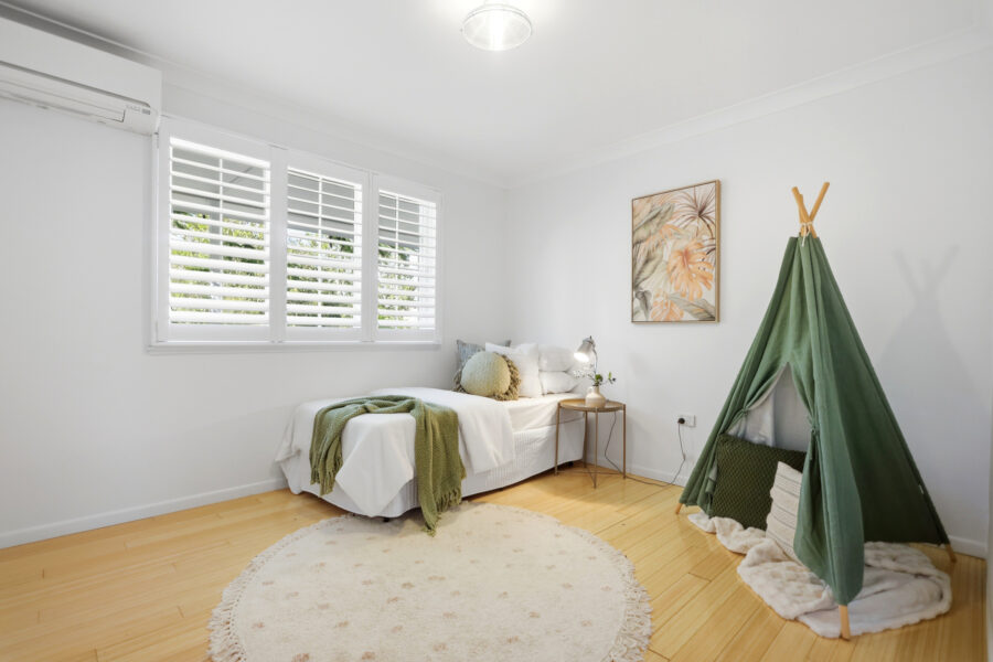 4 Jenee Street Jindalee , QLD 4074 Australia