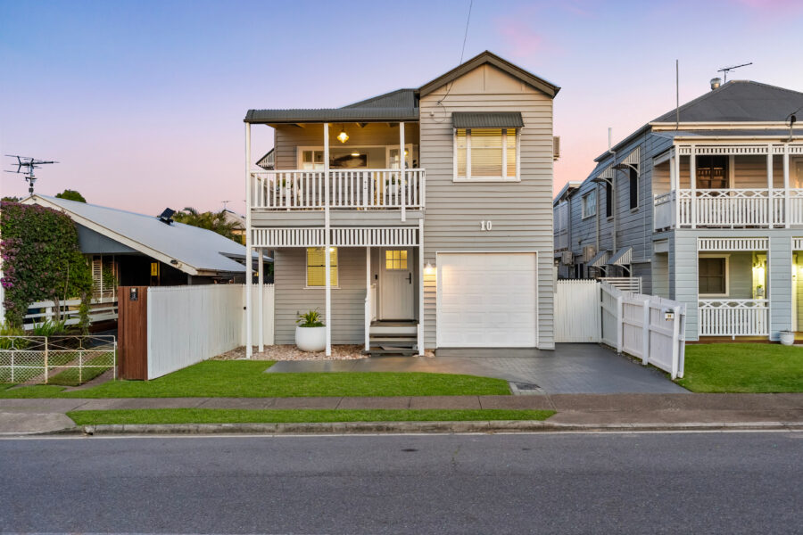 10 Cedar St Wynnum , QLD 4178 Australia