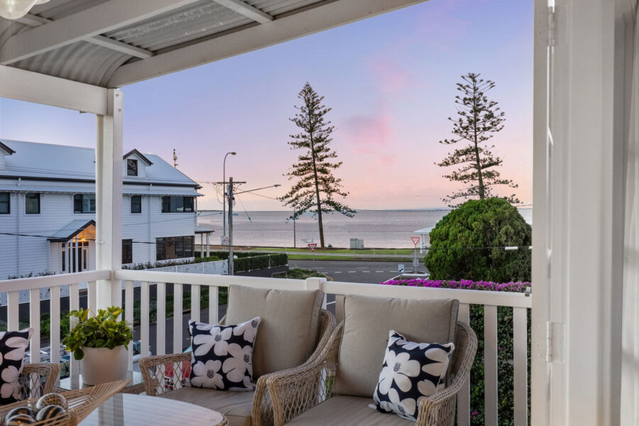 10 Cedar St Wynnum , QLD 4178 Australia