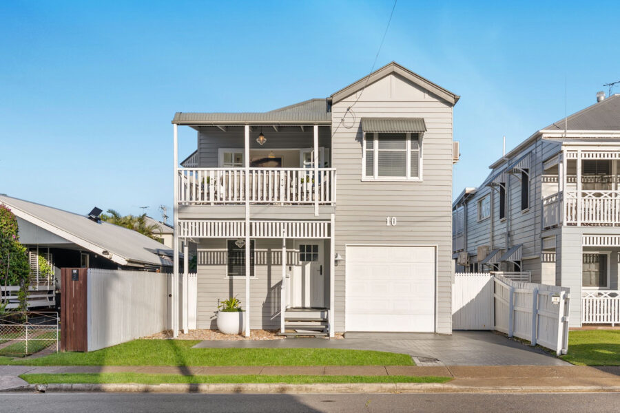 10 Cedar St Wynnum , QLD 4178 Australia