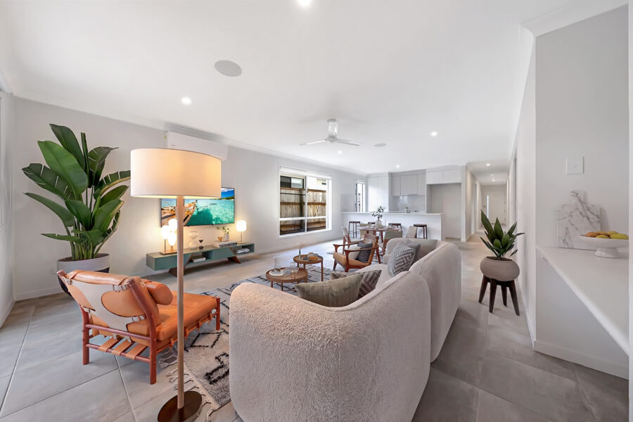 4 Carnarvon Dr South Ripley , QLD 4306 Australia