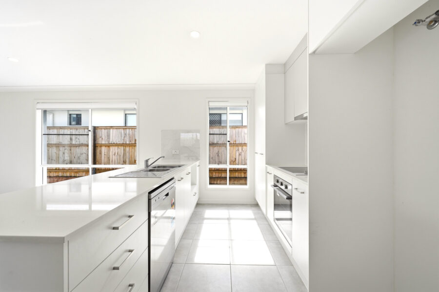 4 Carnarvon Dr South Ripley , QLD 4306 Australia