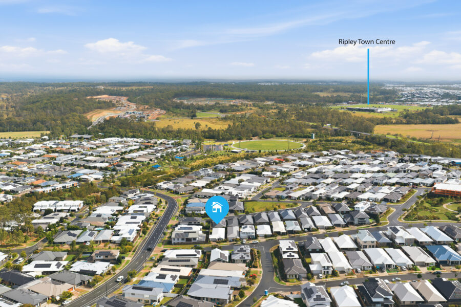 4 Carnarvon Dr South Ripley , QLD 4306 Australia