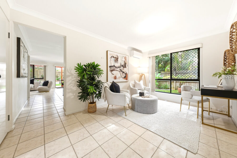 5 Grevillea Pl Forest Lake , QLD 4078 Australia