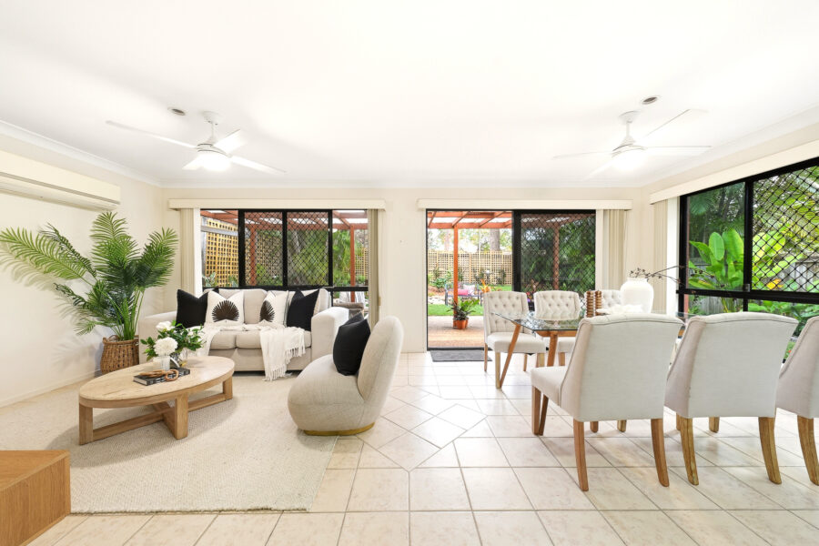 5 Grevillea Pl Forest Lake , QLD 4078 Australia