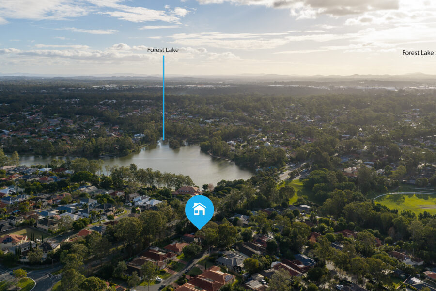 5 Grevillea Pl Forest Lake , QLD 4078 Australia