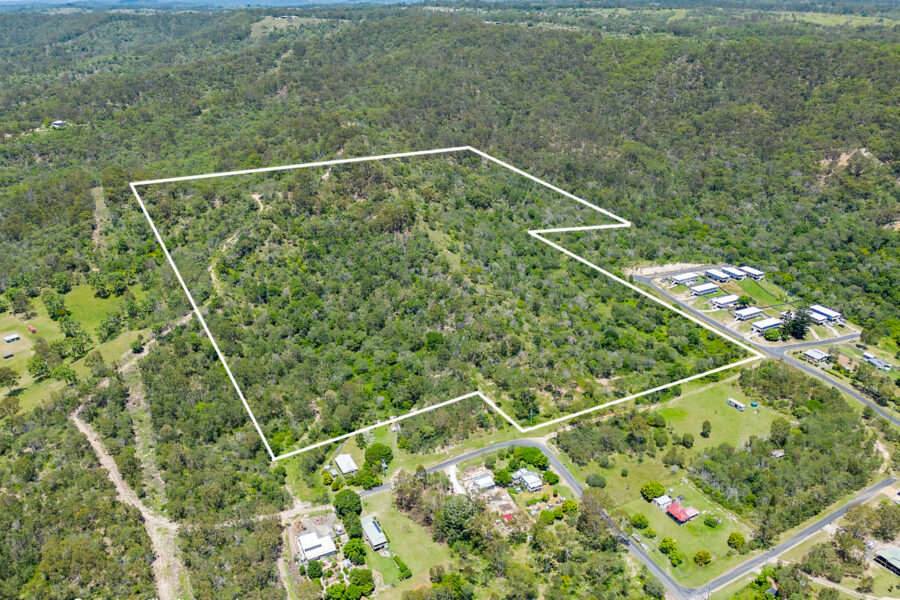 29 Hunter Street Mount Perry , QLD 4671 AUS