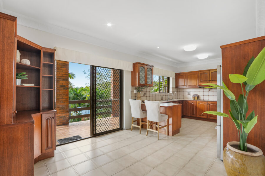 16 Nicholas St McDowall , QLD 4053 Australia