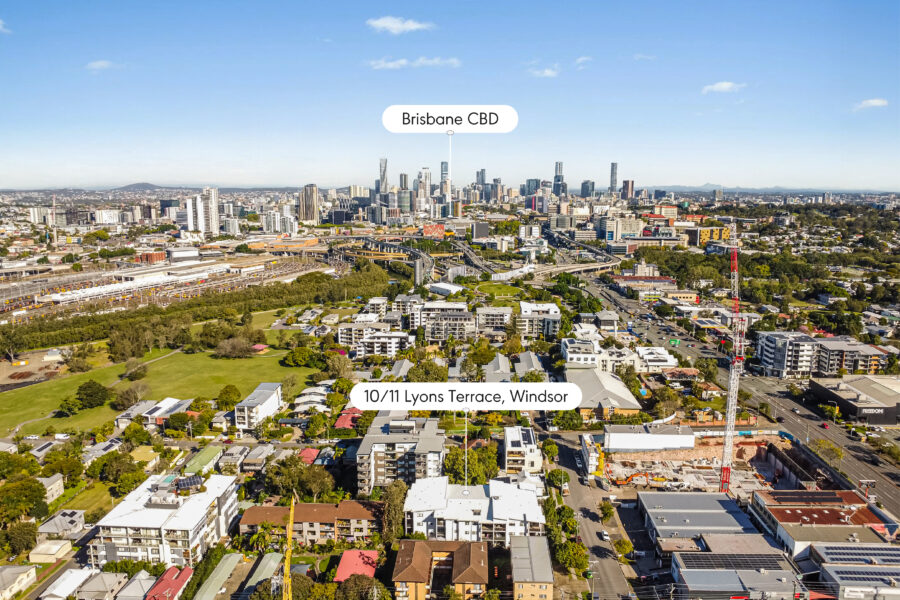 10/11 Lyons Terrace Windsor , QLD 4030 
