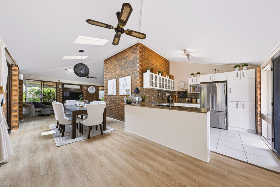 9 Kybean St RIVERHILLS , QLD 4074 AU