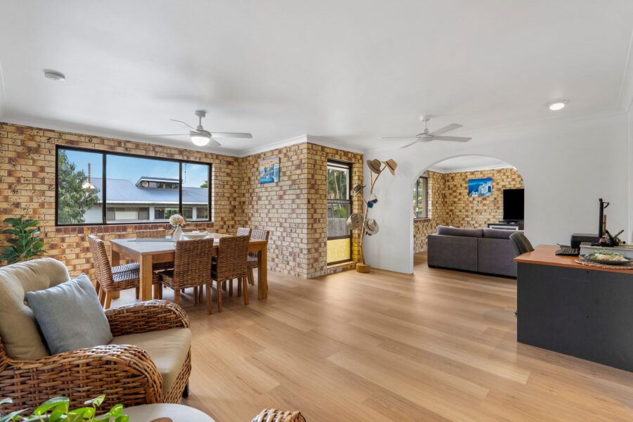 6 Goldwyn Street MCDOWALL , QLD 4053 AU