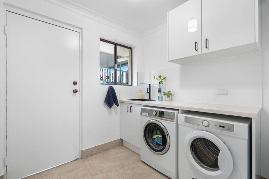 6 Goldwyn Street MCDOWALL , QLD 4053 AU