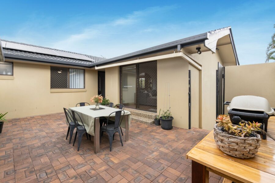 6 Goldwyn Street MCDOWALL , QLD 4053 AU